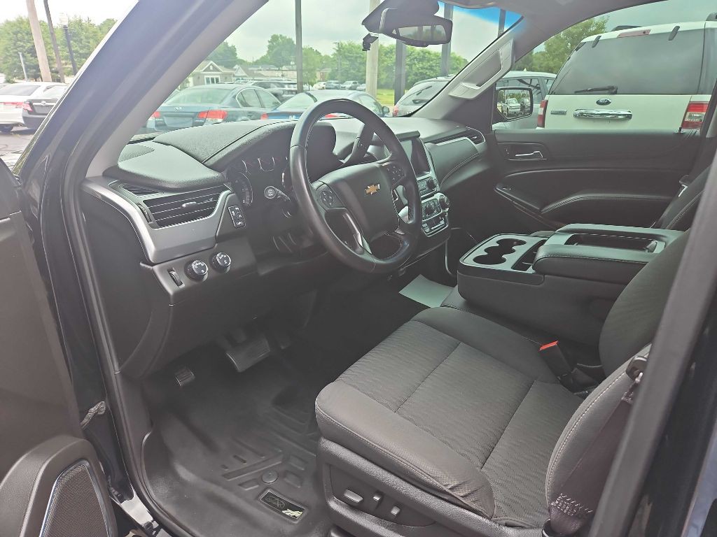 2017 Chevrolet Tahoe Image 9