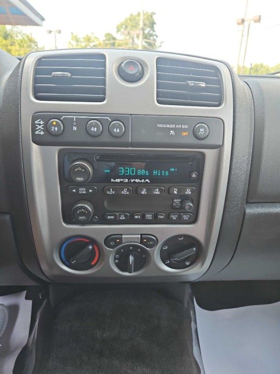2011 Chevrolet Colorado Image 11