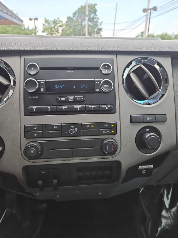 2014 Ford F-250 Image 18