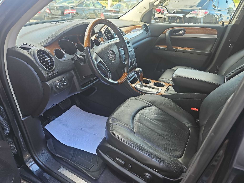 2010 Buick Enclave Image 8