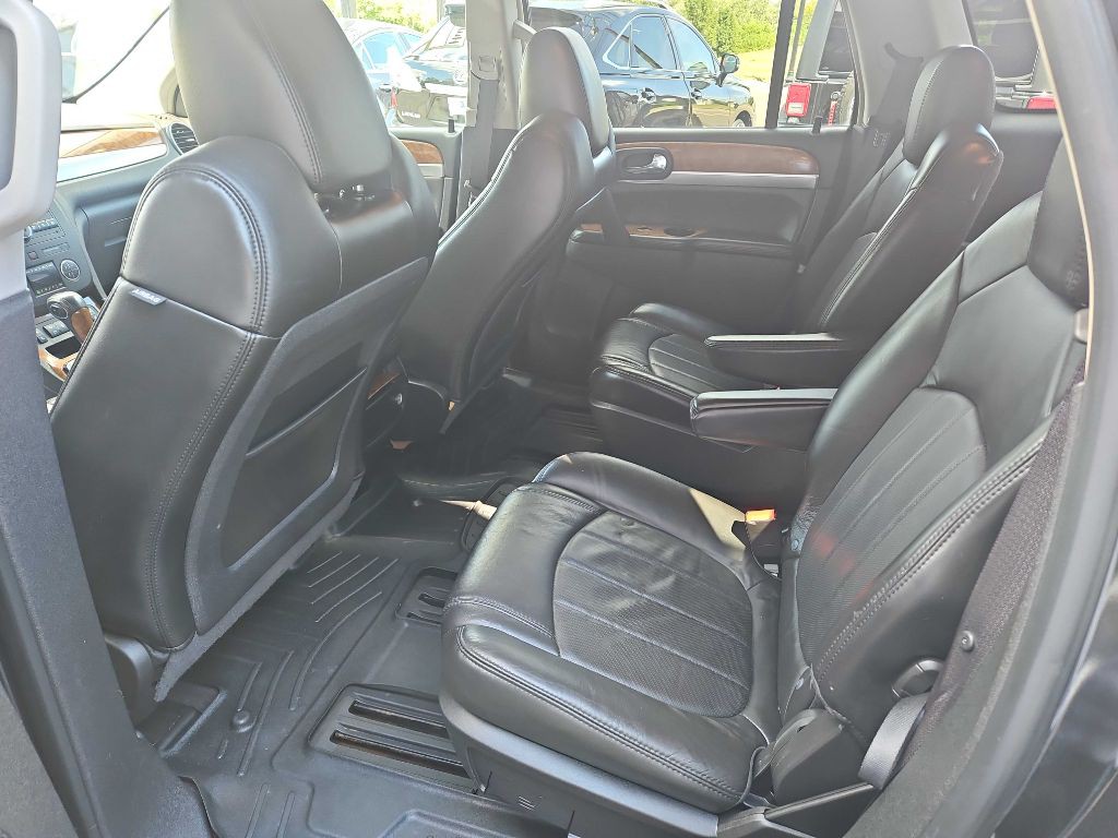 2010 Buick Enclave Image 11