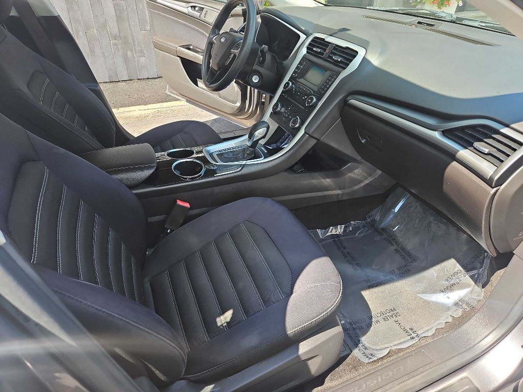 2013 Ford Fusion Image 12