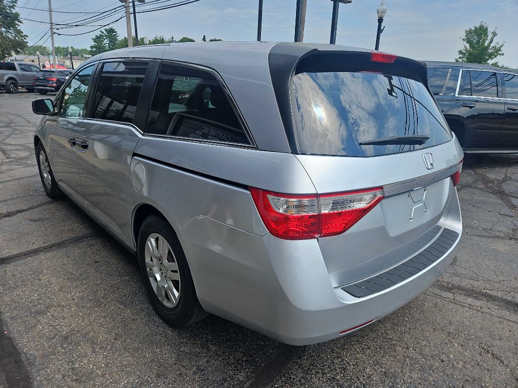 2012 Honda Odyssey Image 5