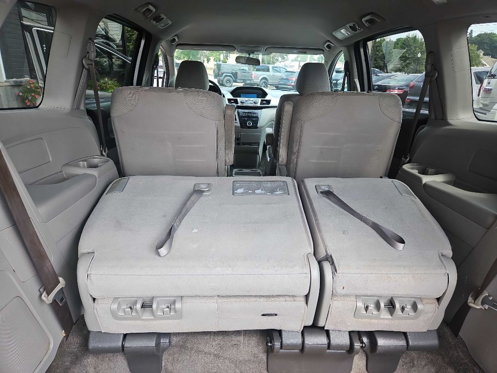 2012 Honda Odyssey Image 11