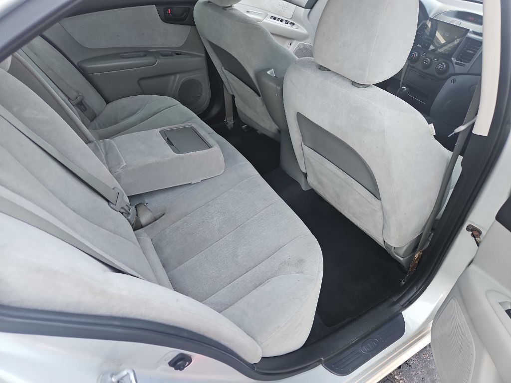 2009 Kia Optima Image 10