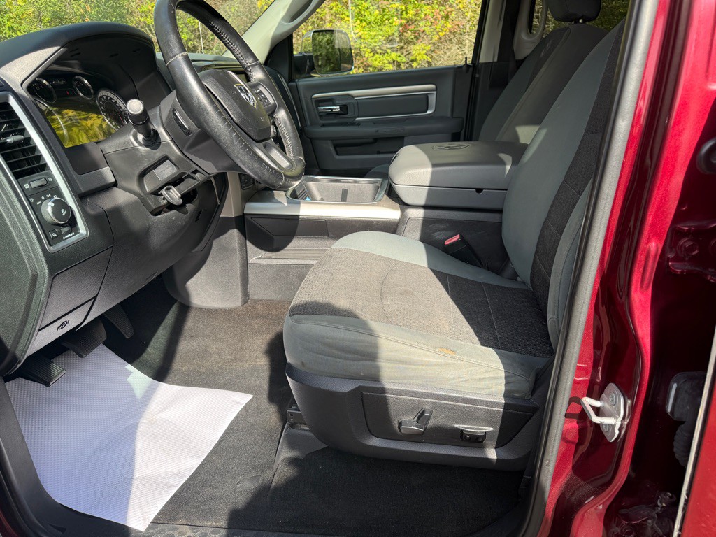 2016 RAM 1500 Image 14