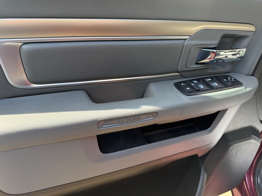 2016 RAM 1500 Image 15