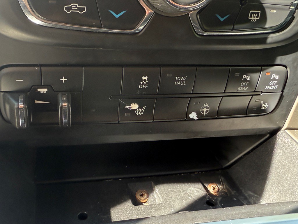 2016 RAM 1500 Image 24