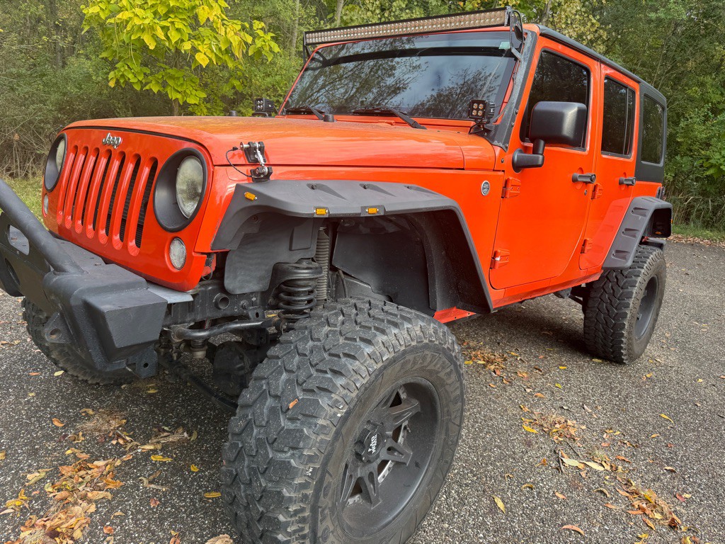 2015 Jeep Wrangler Unlimited Image 2
