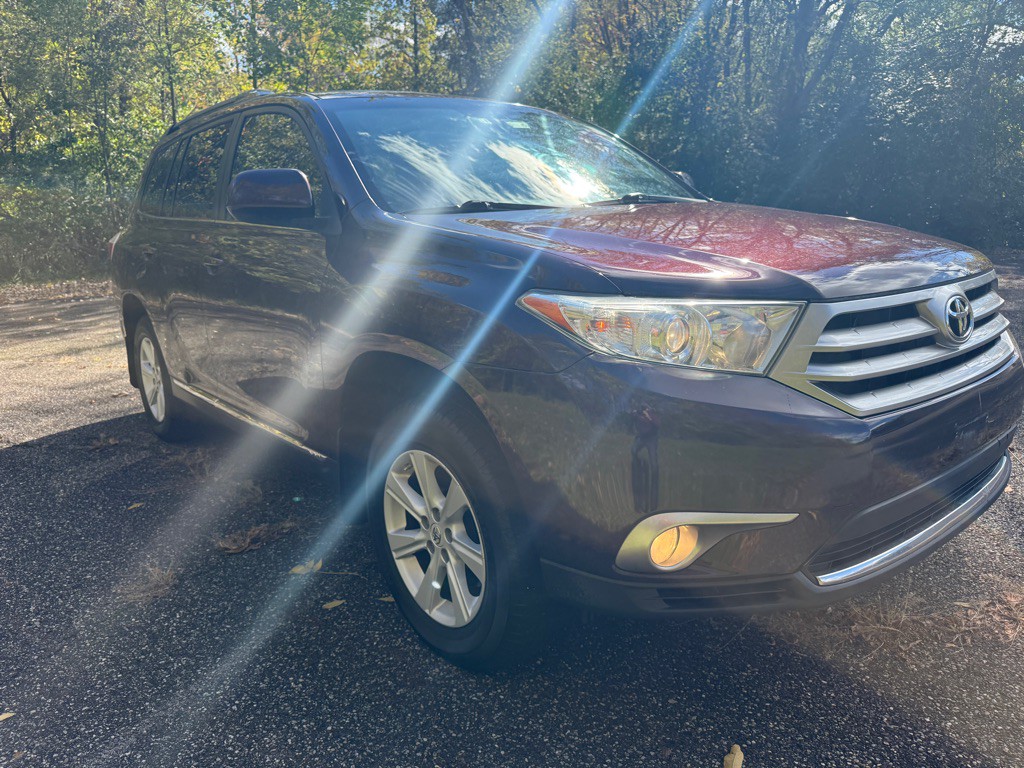 2012 Toyota Highlander Image 2