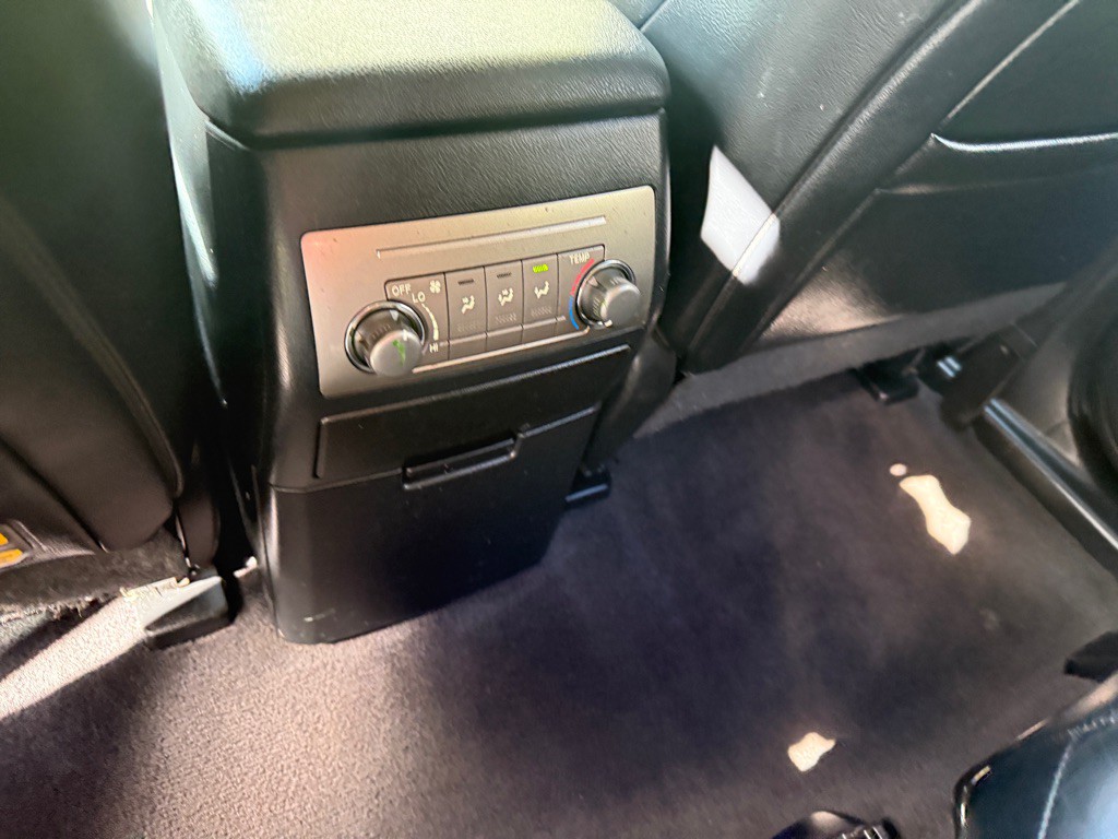 2012 Toyota Highlander Image 12