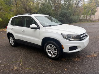 Image for 2016 Volkswagen Tiguan 2.0T S 4MOTION ID: 6929546