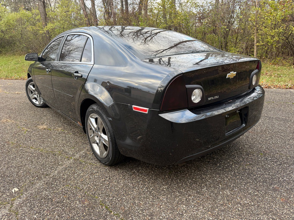 2012 Chevrolet Malibu Image 5