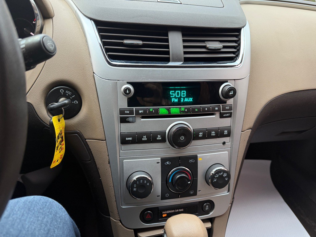 2012 Chevrolet Malibu Image 14