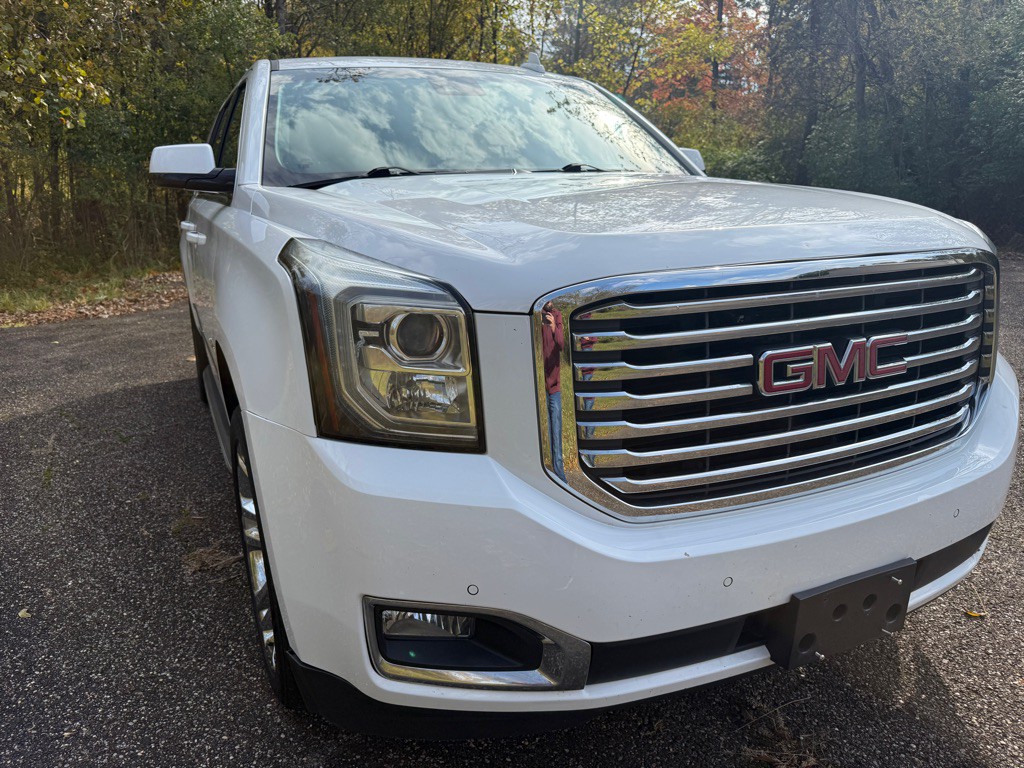 2018 GMC Yukon Image 3