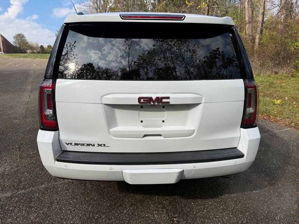 2018 GMC Yukon Image 11