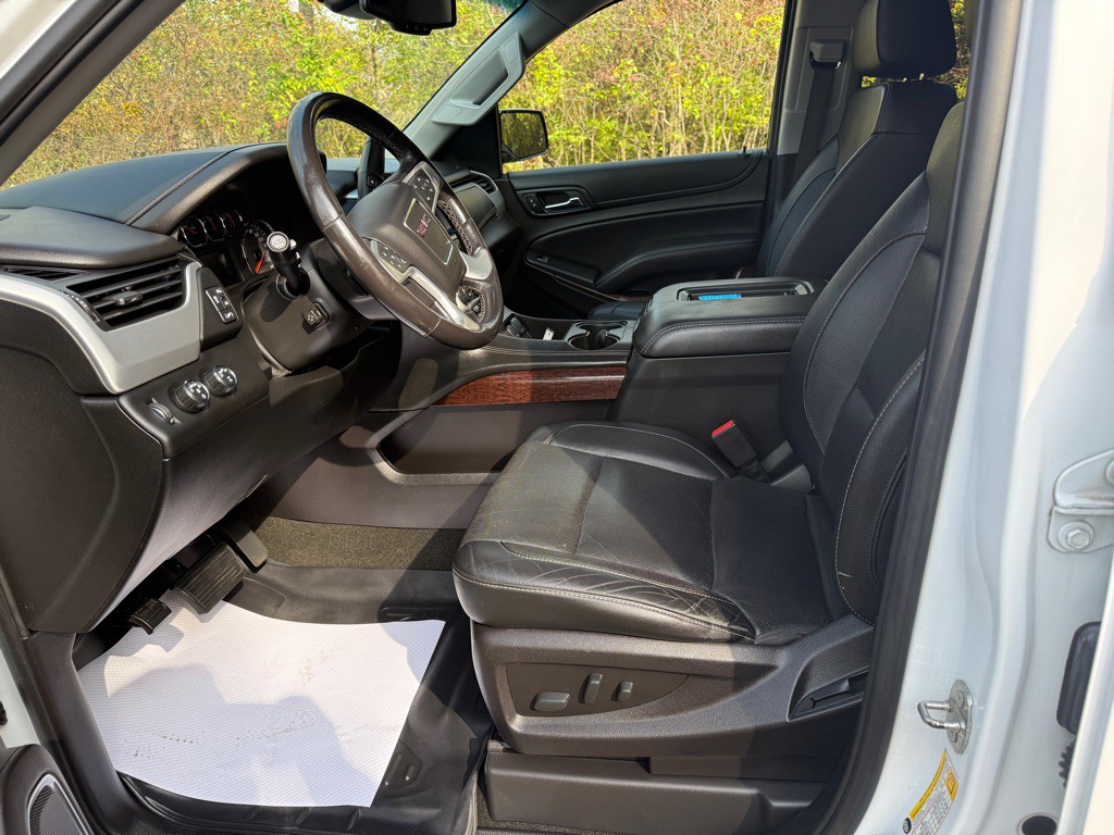 2018 GMC Yukon Image 16