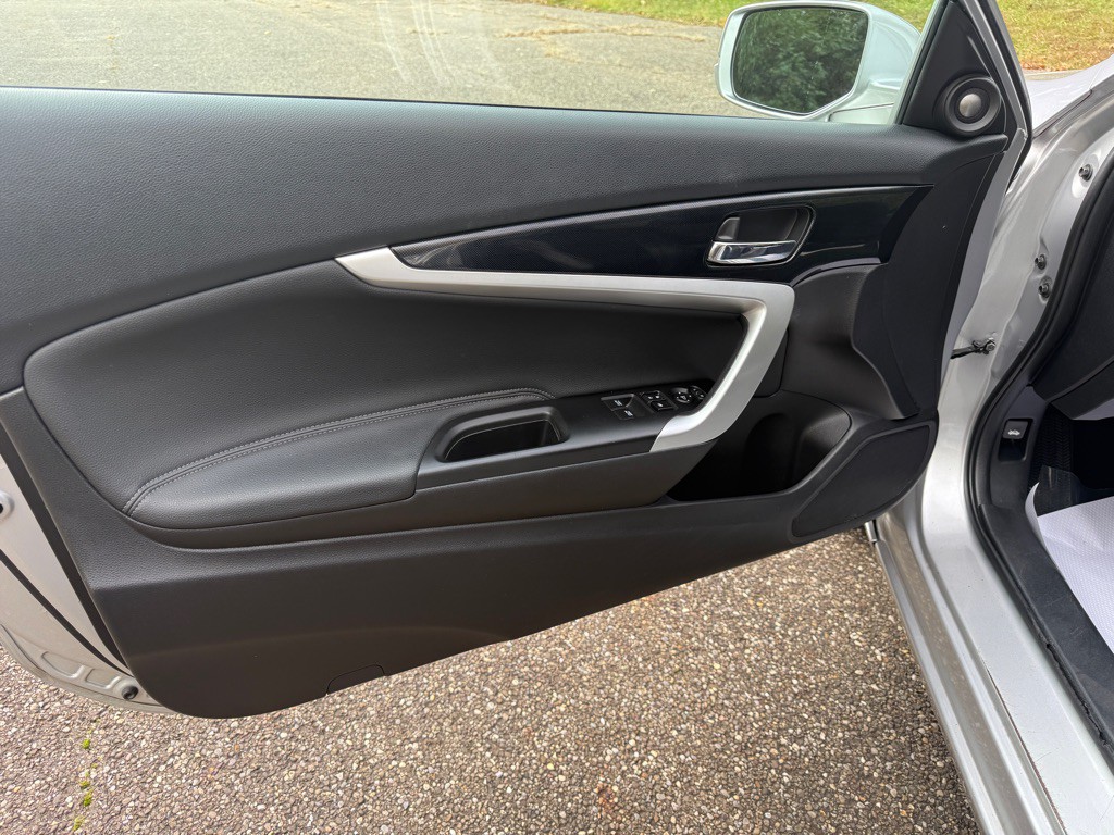 2015 Honda Accord Image 11