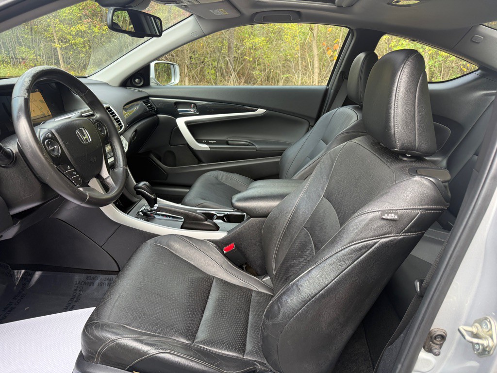 2015 Honda Accord Image 14