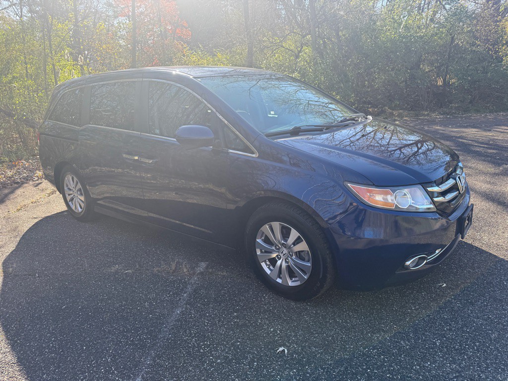 2016 Honda Odyssey Image 1