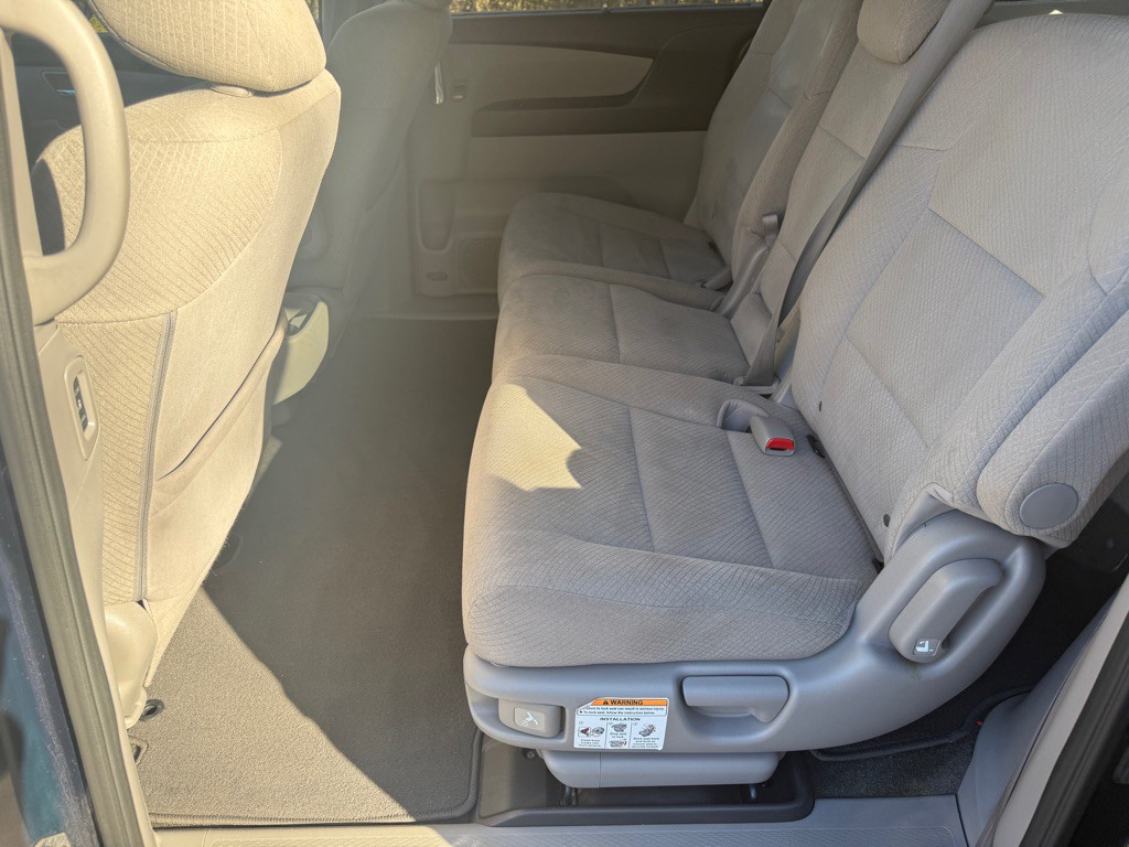 2016 Honda Odyssey Image 15