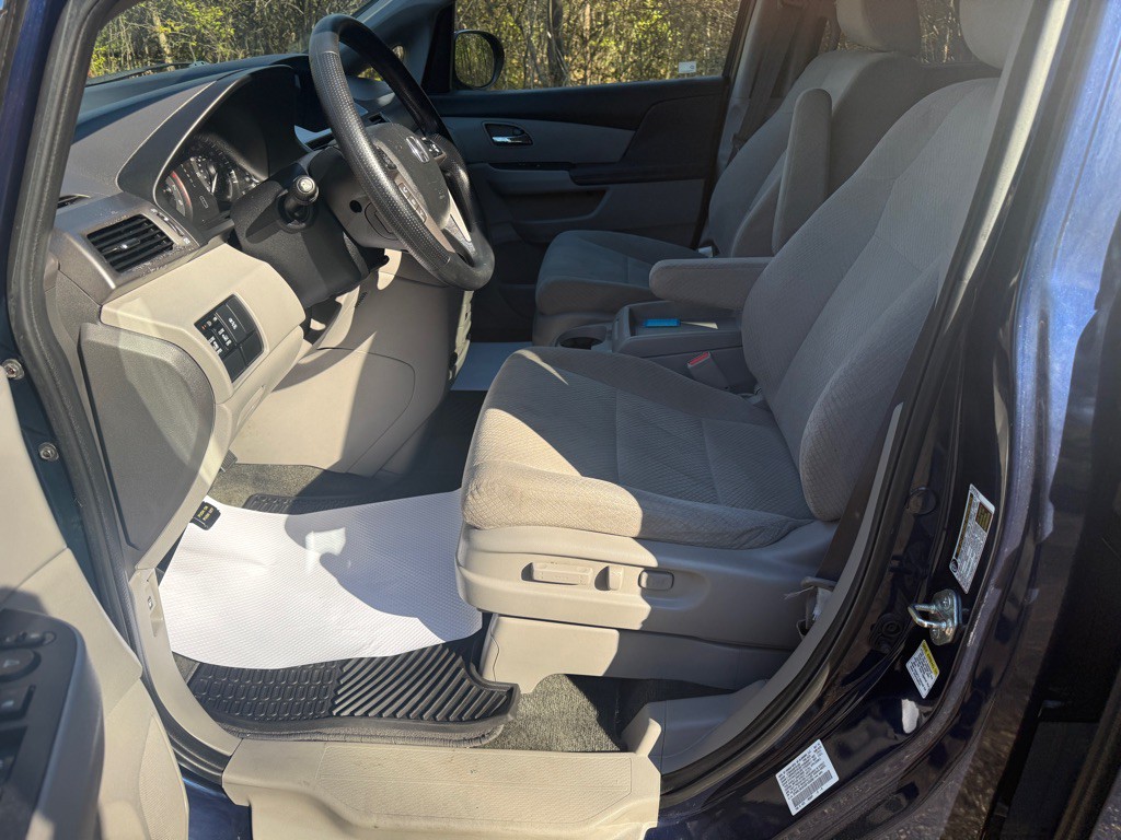 2016 Honda Odyssey Image 17