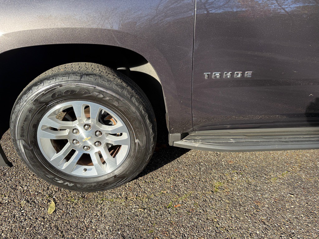2017 Chevrolet Tahoe Image 5