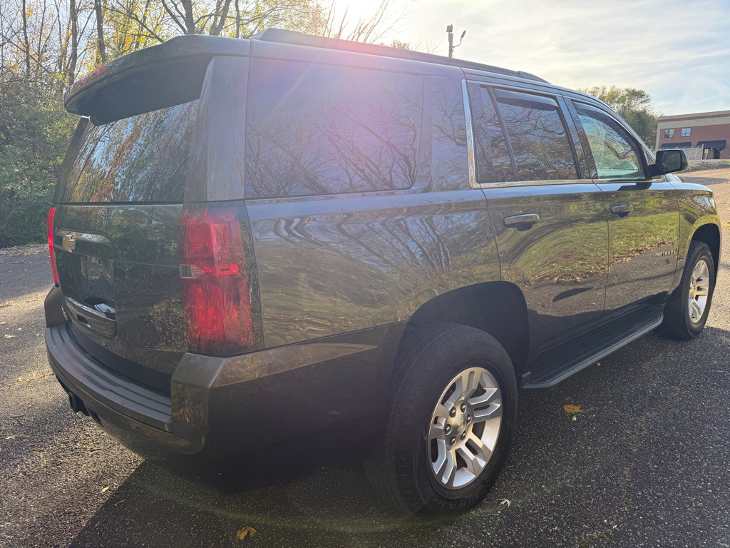 2017 Chevrolet Tahoe Image 8