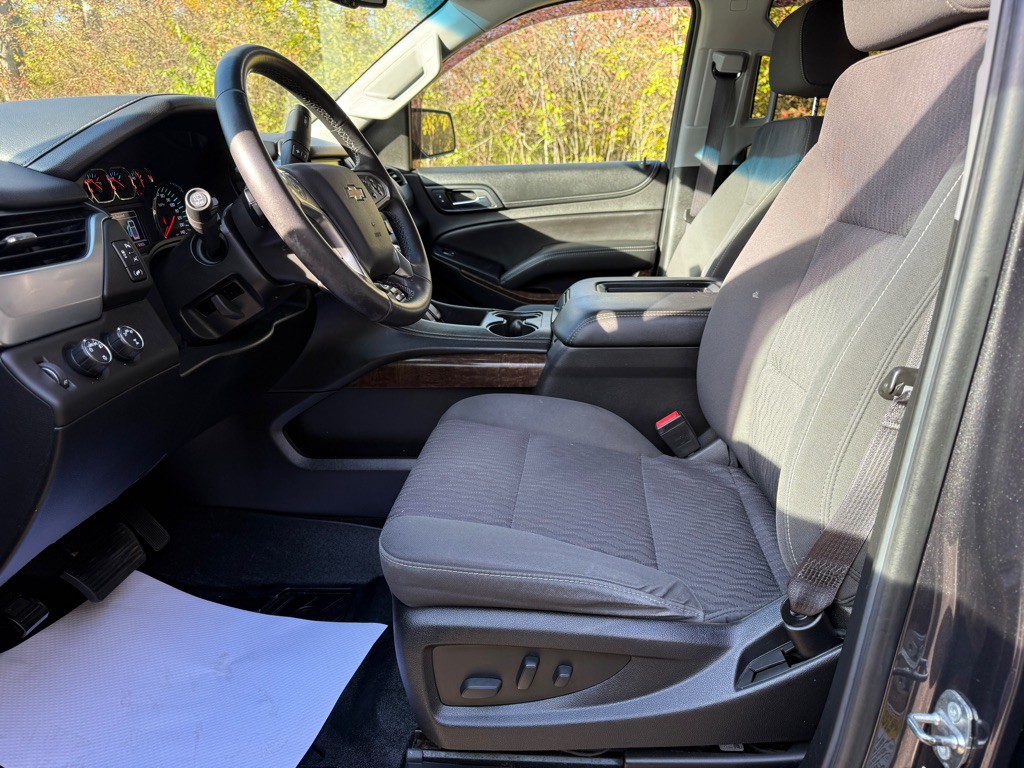 2017 Chevrolet Tahoe Image 11