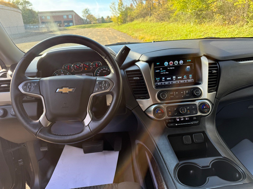 2017 Chevrolet Tahoe Image 12