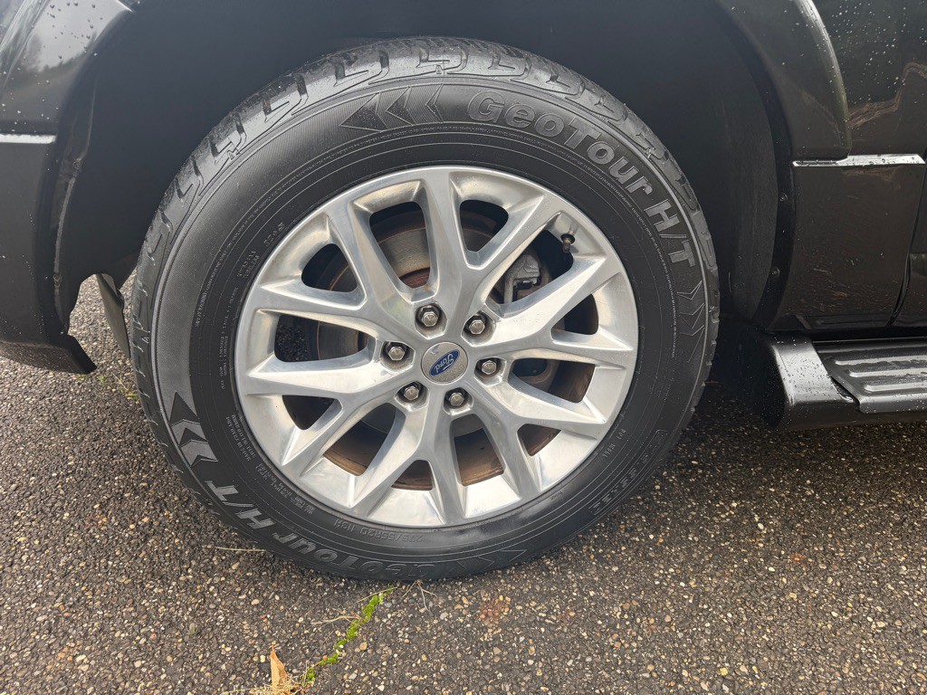 2017 Ford Expedition Image 5