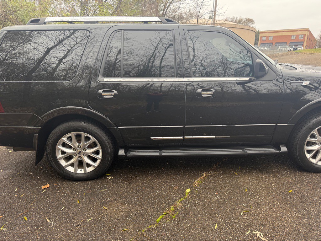 2017 Ford Expedition Image 16