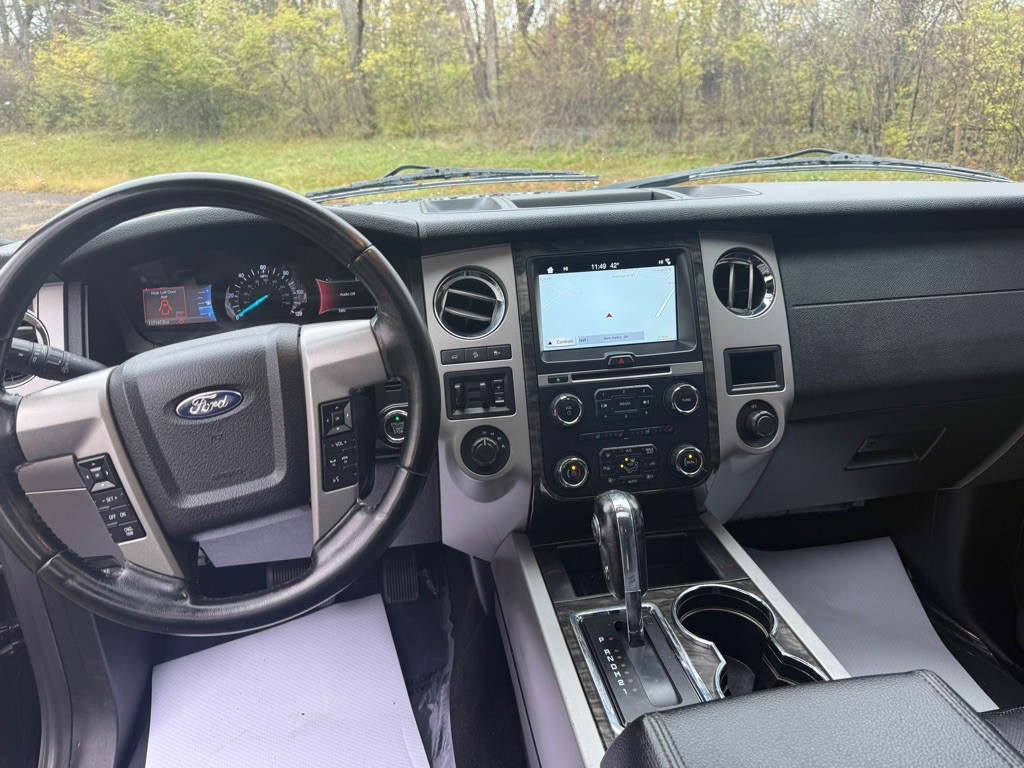 2017 Ford Expedition Image 21