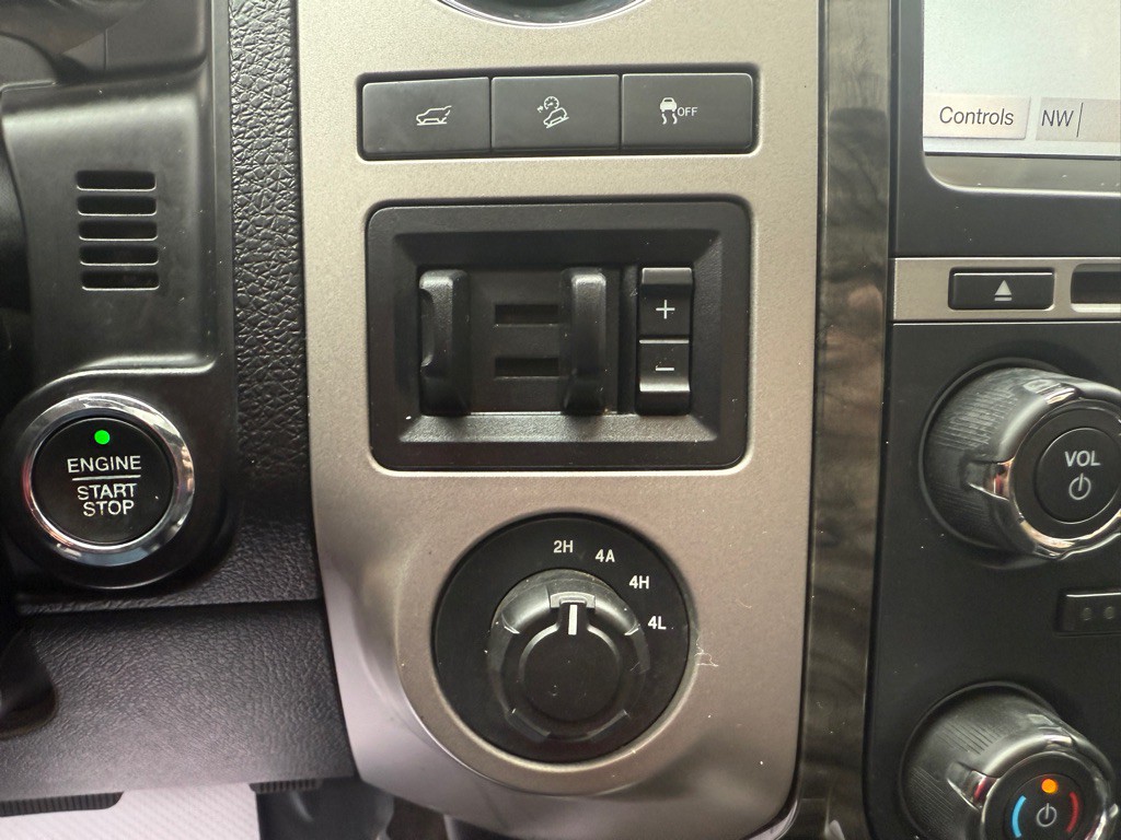 2017 Ford Expedition Image 26