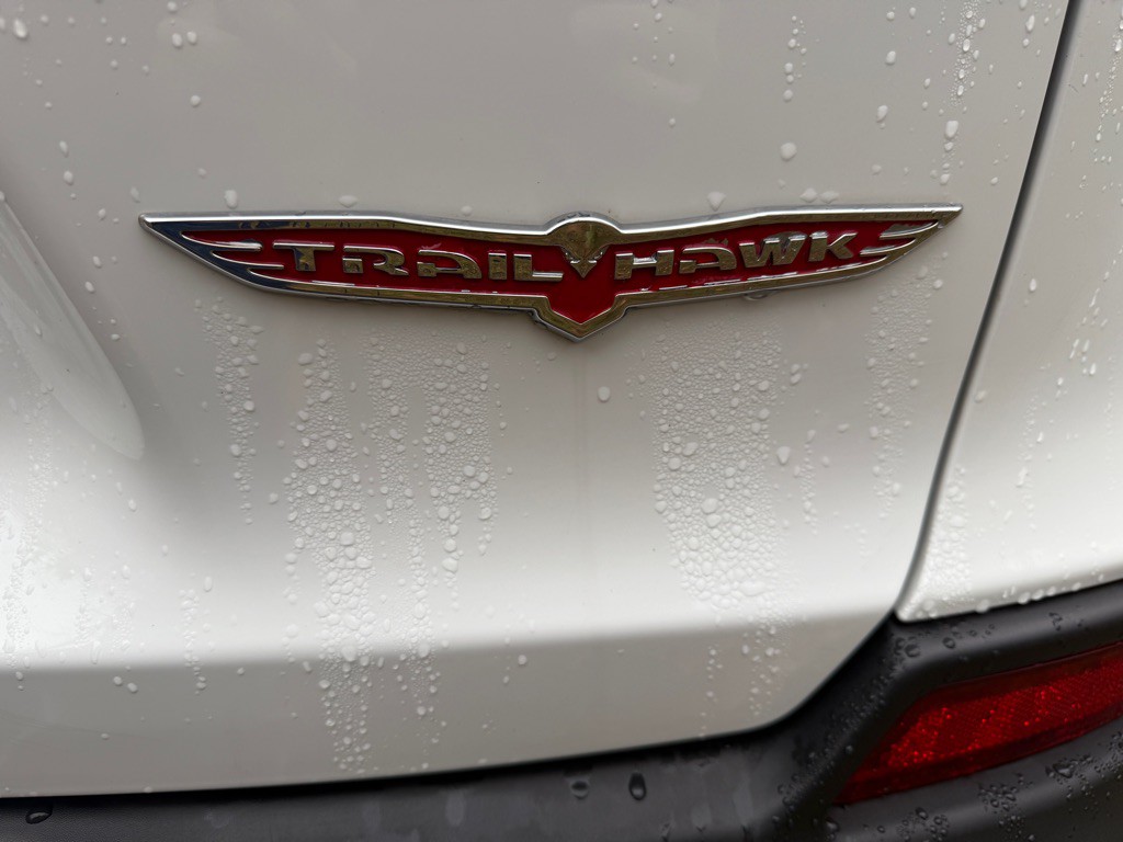 2020 Jeep Cherokee Image 10