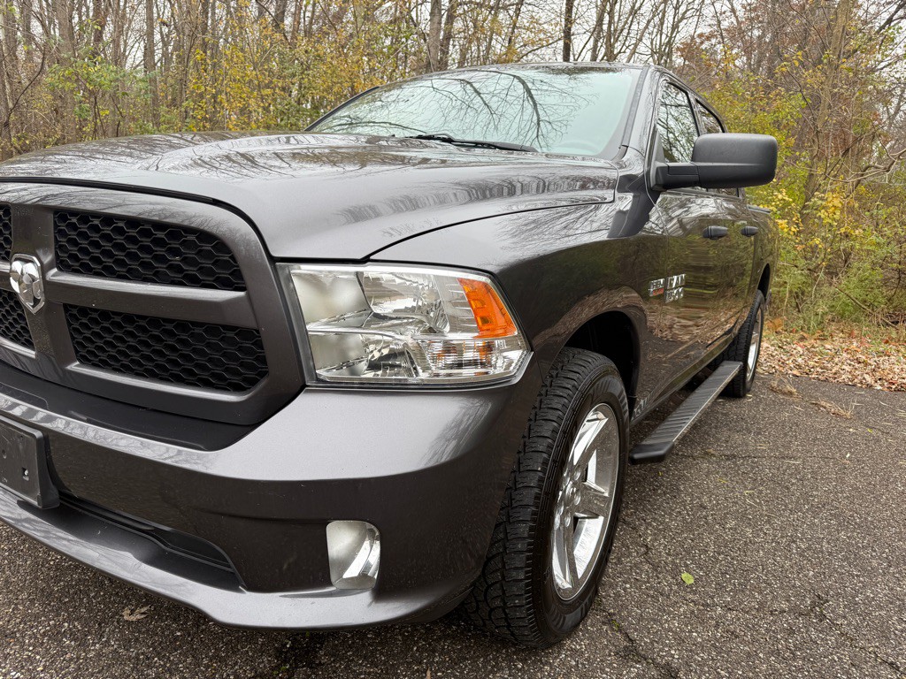 2017 RAM 1500 Image 4
