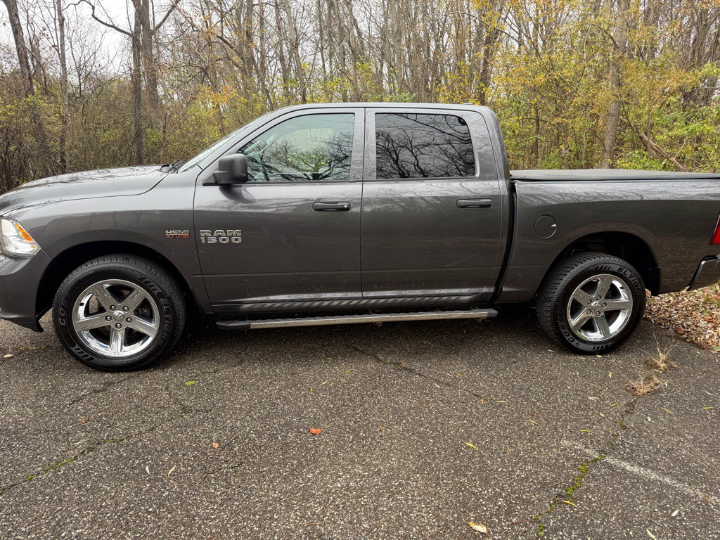 2017 RAM 1500 Image 5