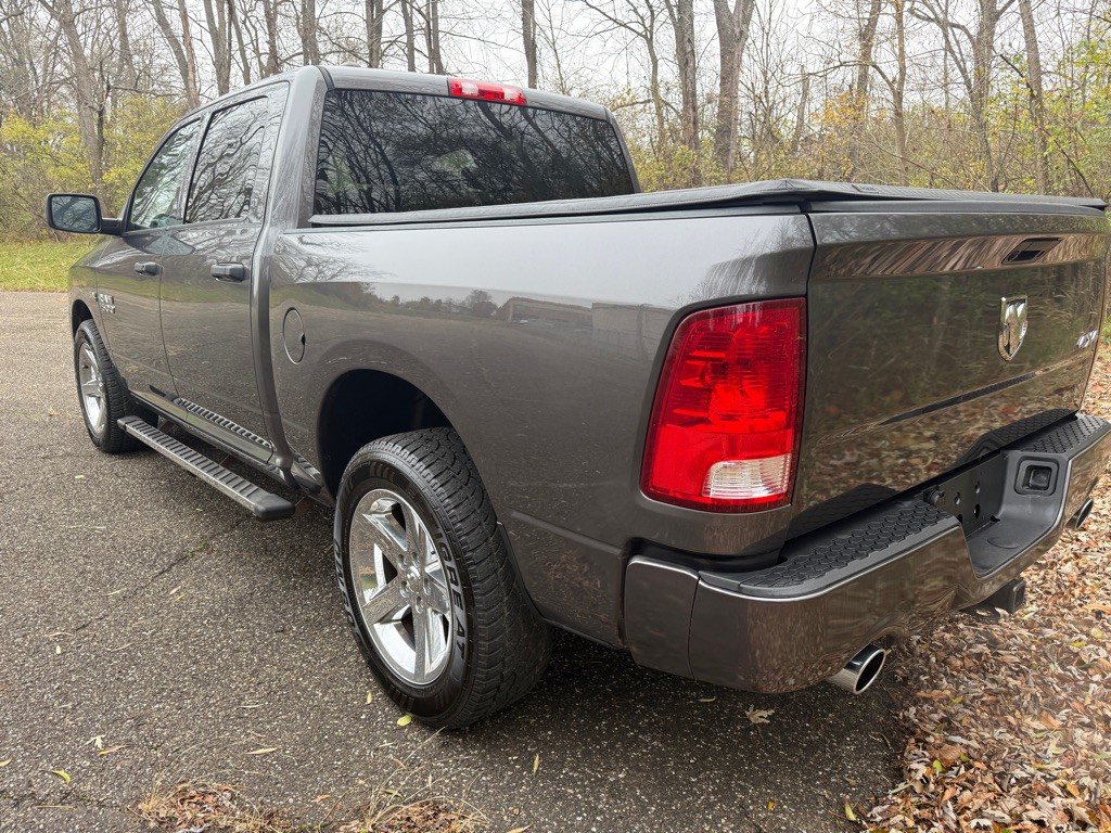 2017 RAM 1500 Image 9