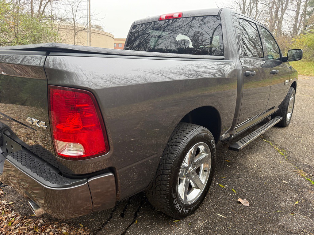 2017 RAM 1500 Image 14