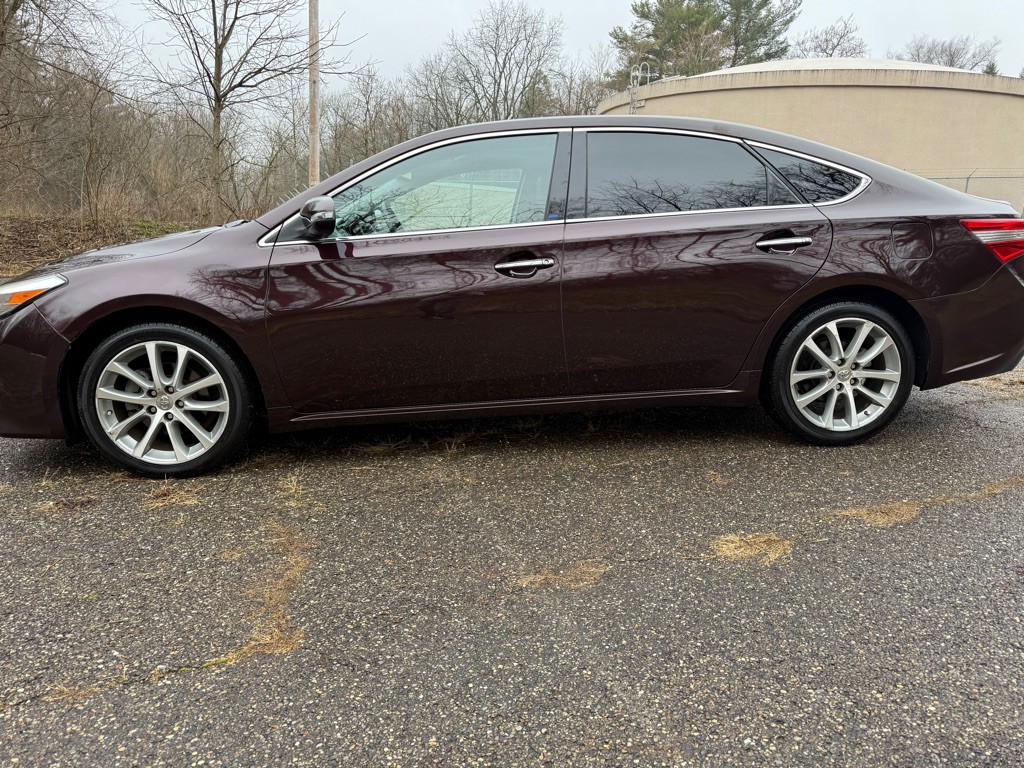 2014 Toyota Avalon Image 5