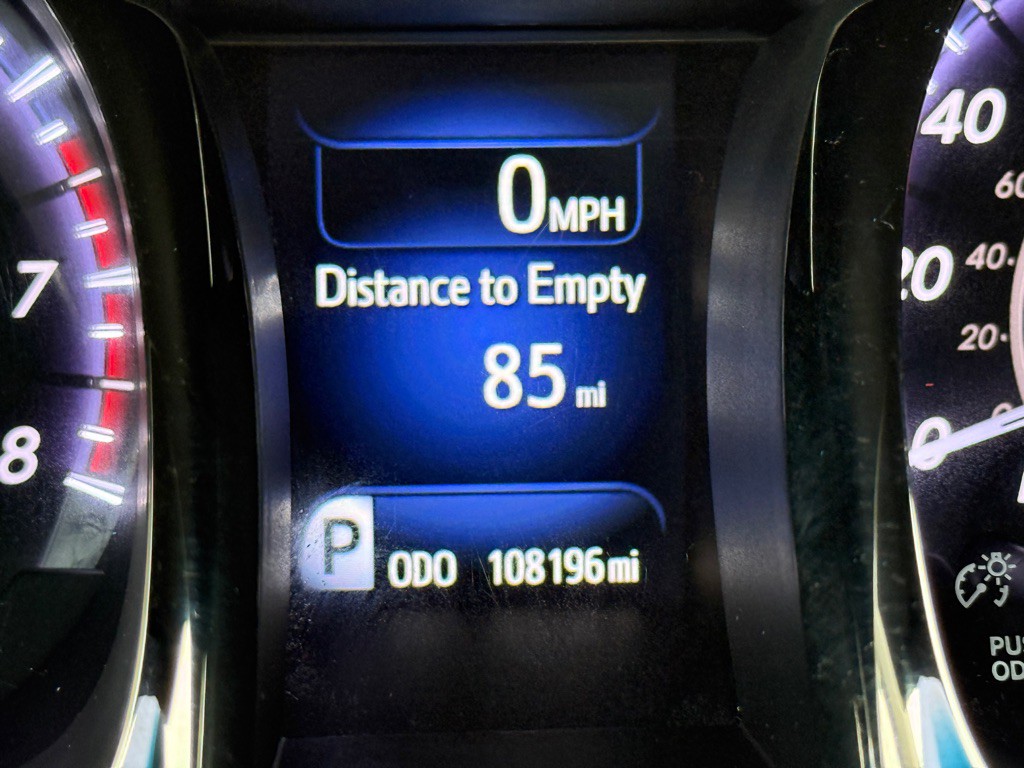 2014 Toyota Avalon Image 22