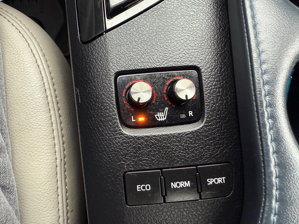 2014 Toyota Avalon Image 27