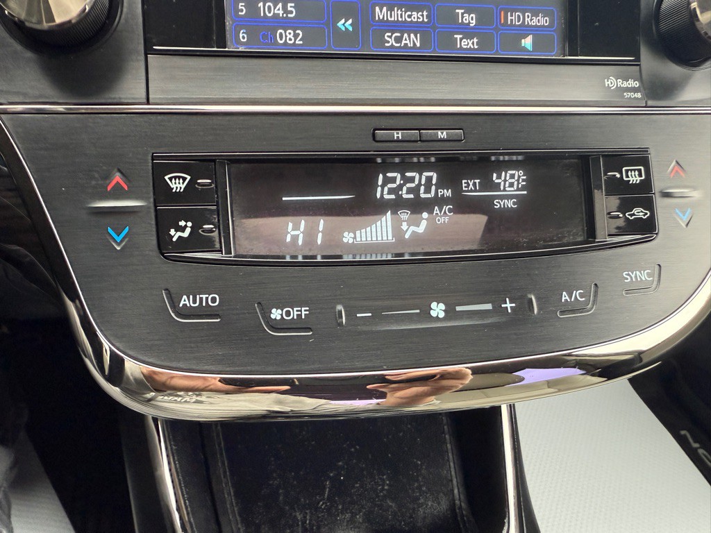 2014 Toyota Avalon Image 29