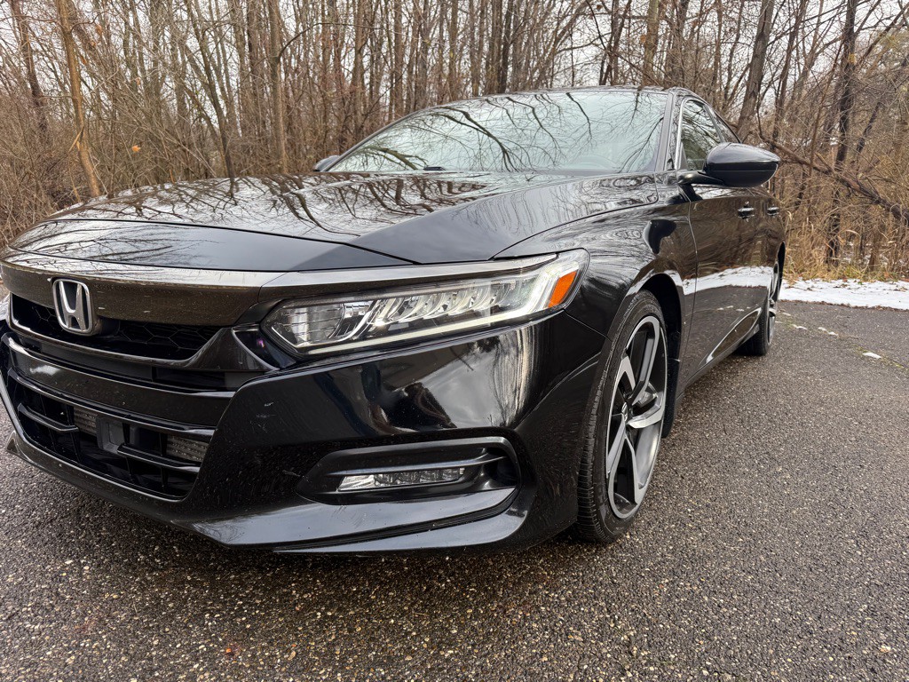 2018 Honda Accord Image 4