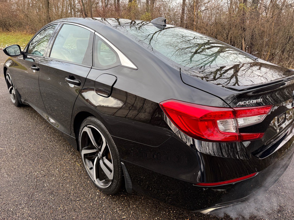 2018 Honda Accord Image 8