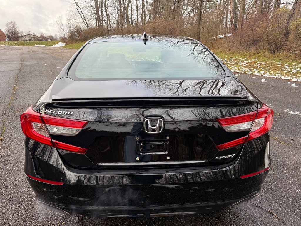 2018 Honda Accord Image 9