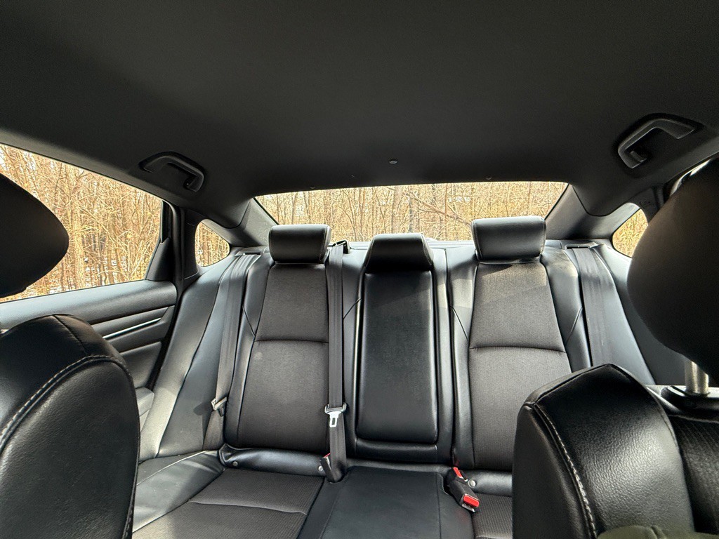 2018 Honda Accord Image 28