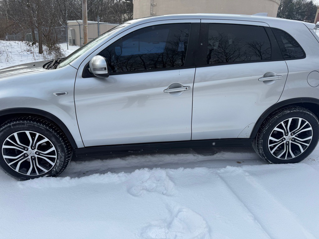 2019 Mitsubishi Outlander Image 5