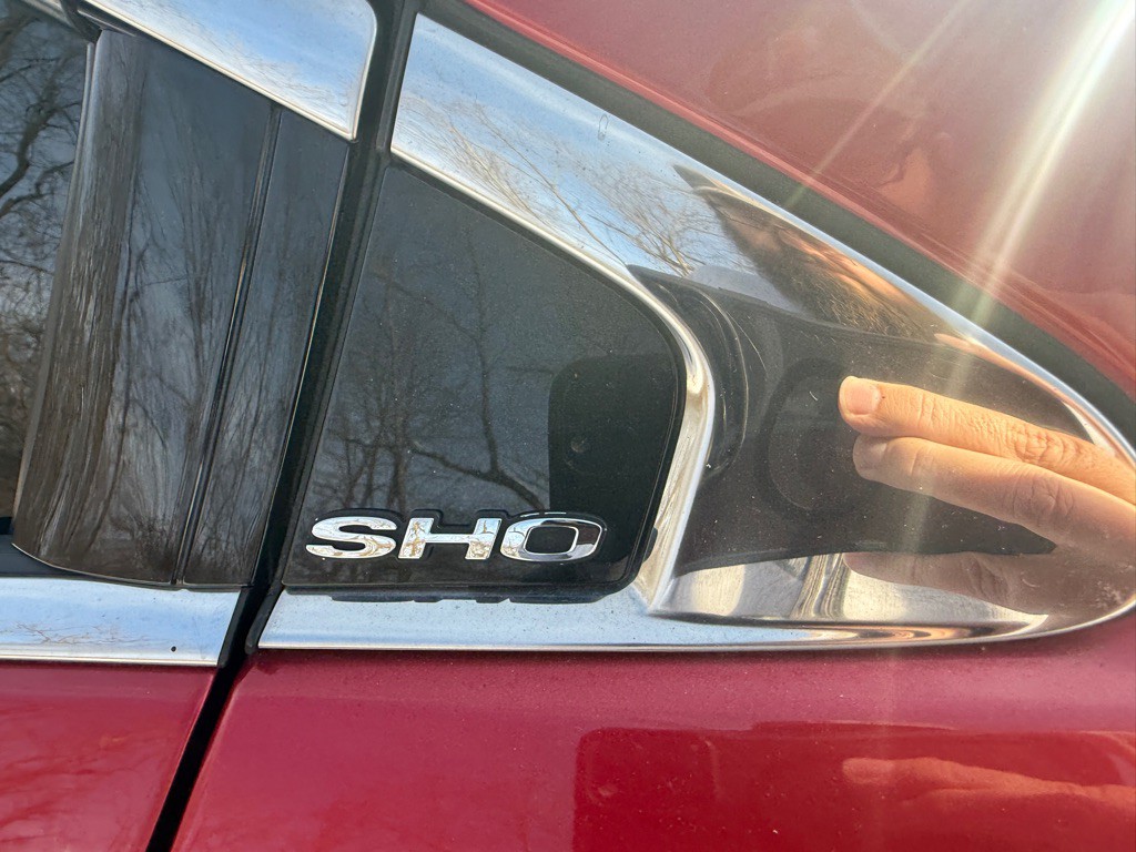 2010 Ford Taurus Image 13