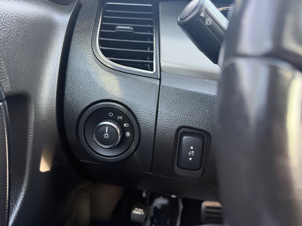 2010 Ford Taurus Image 20